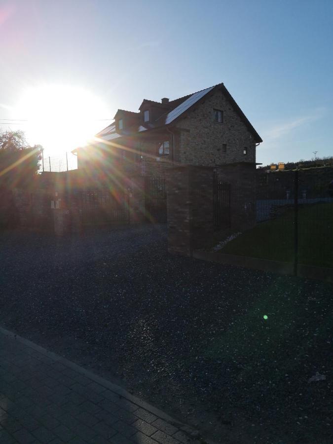 Au Louis d'or, gite pour 6 personnes , Lierneux Extérieur photo