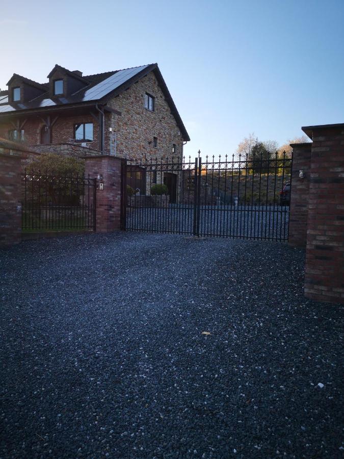 Au Louis d'or, gite pour 6 personnes , Lierneux Extérieur photo