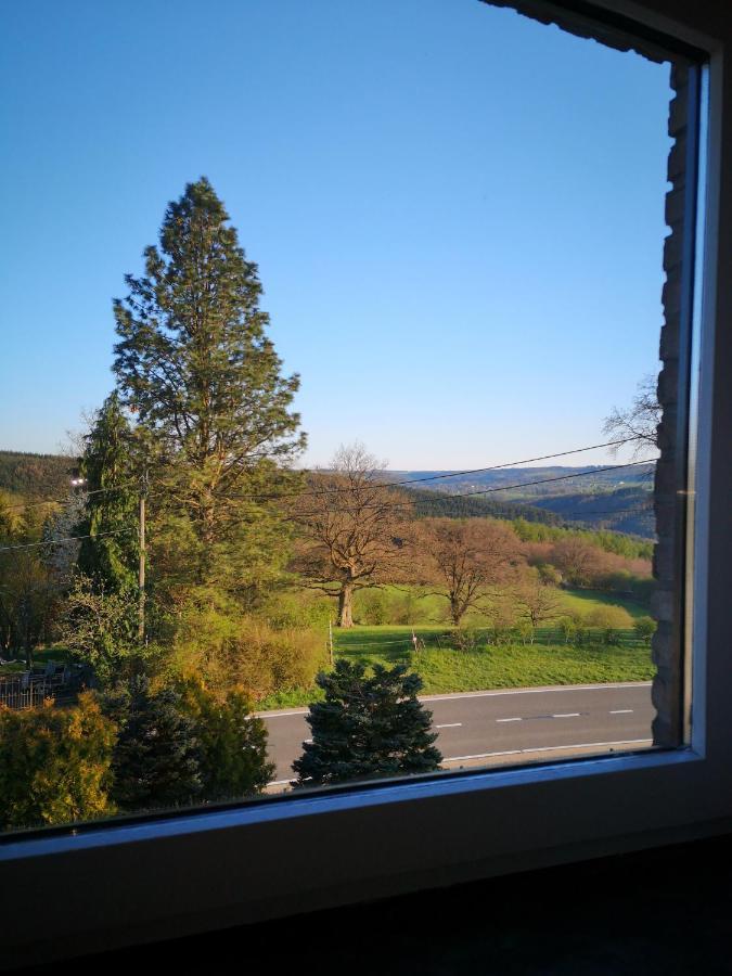 Au Louis d'or, gite pour 6 personnes , Lierneux Extérieur photo